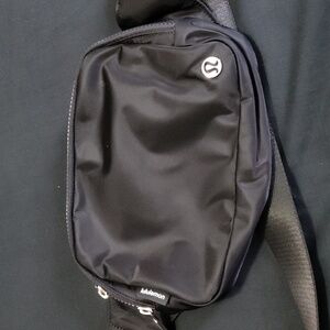 Lululemon belt bag